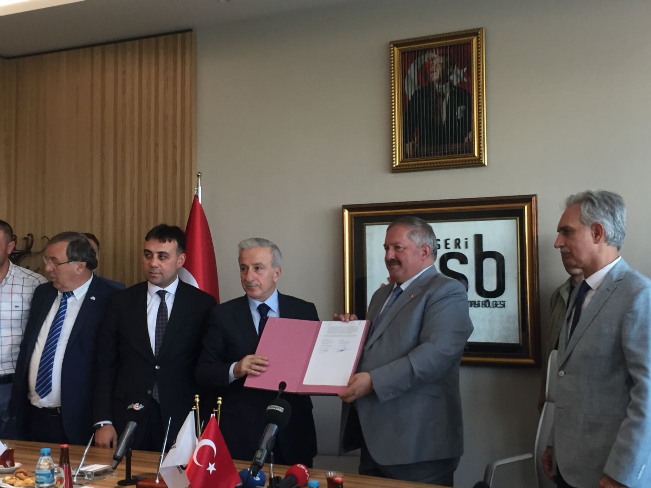 Kayseri Organize Sanayi Bölgesi Müdürlüğü İle Güdümlü Proje Desteği Ve Mali Destek Programı Projelerinin Sözleşmeleri İmzalandı