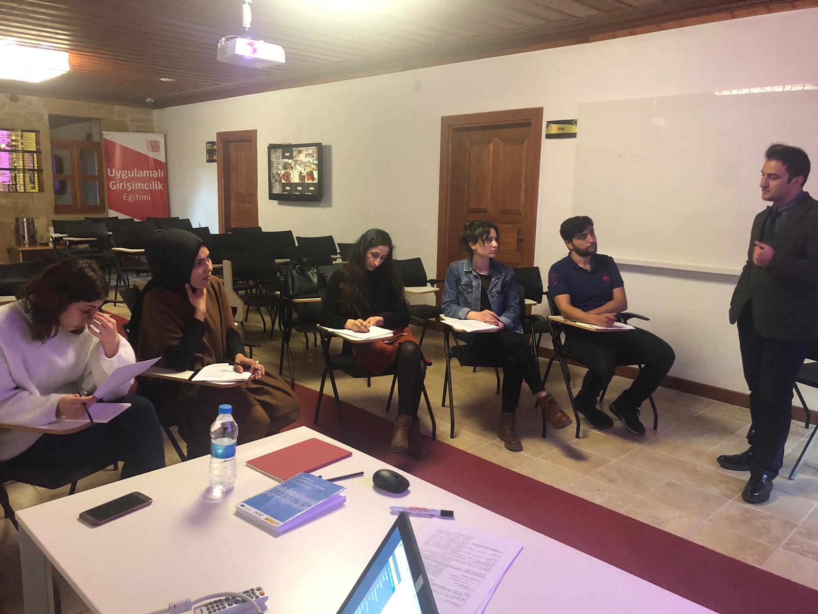 Yozgat YDO'da Erasmus Plus Projesi Yazma Eğitimi Verildi