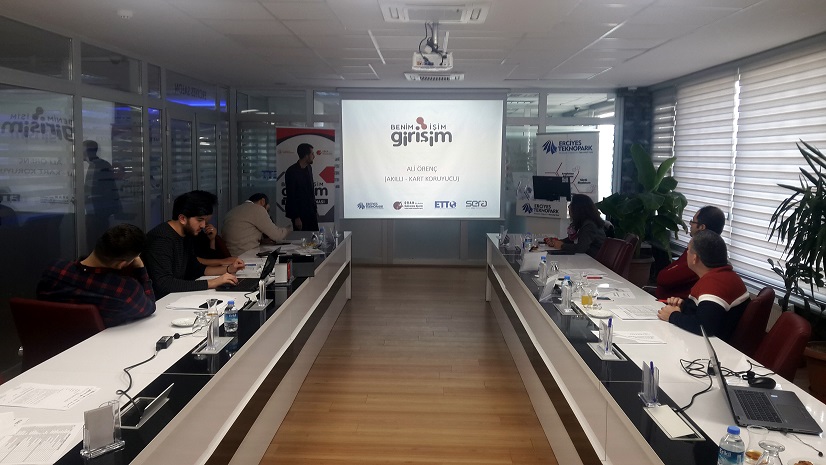 III.Dönem Benim İşim Girişim Yarışmacıları Jüri Karşısında